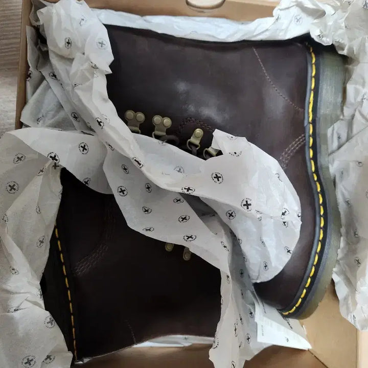 [BUNJANG] Dr. Martens Long Boots Dark Brown / 닥터마틴 블랙 롱 부츠 다크브라운