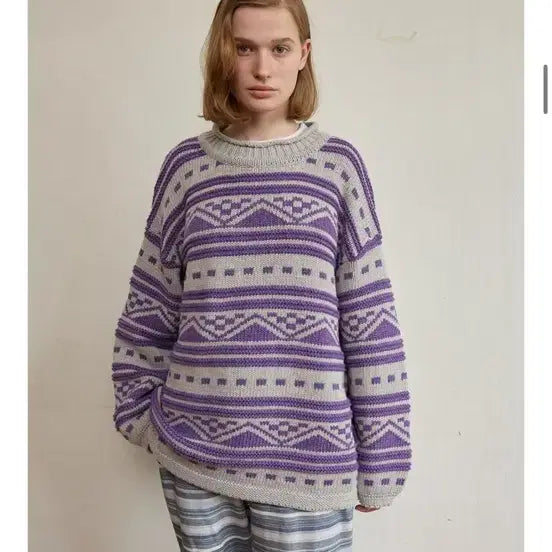 [BUNJANG] Fromis_9 Pattern Knit Sweater Purple / 펀프롬펀 패턴 니트 스웨터 퍼플