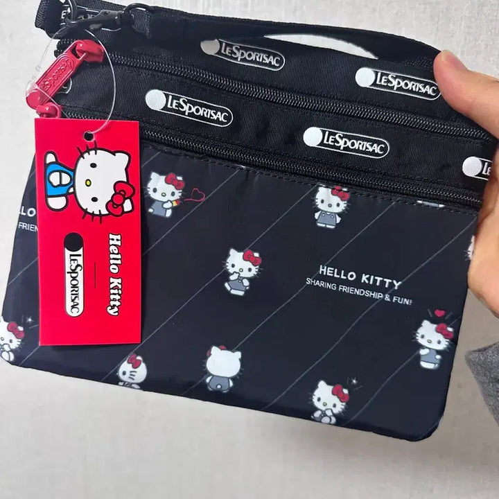 [BUNJANG] LeSportsac Hello Kitty Two-Tier Pouch Black / 레스포삭 헬로키티 2단 파우치 블랙