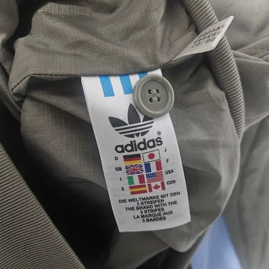 [BUNJANG] Adidas Quilted Patch Jacket / 아디다스 퀼팅 패치 자켓