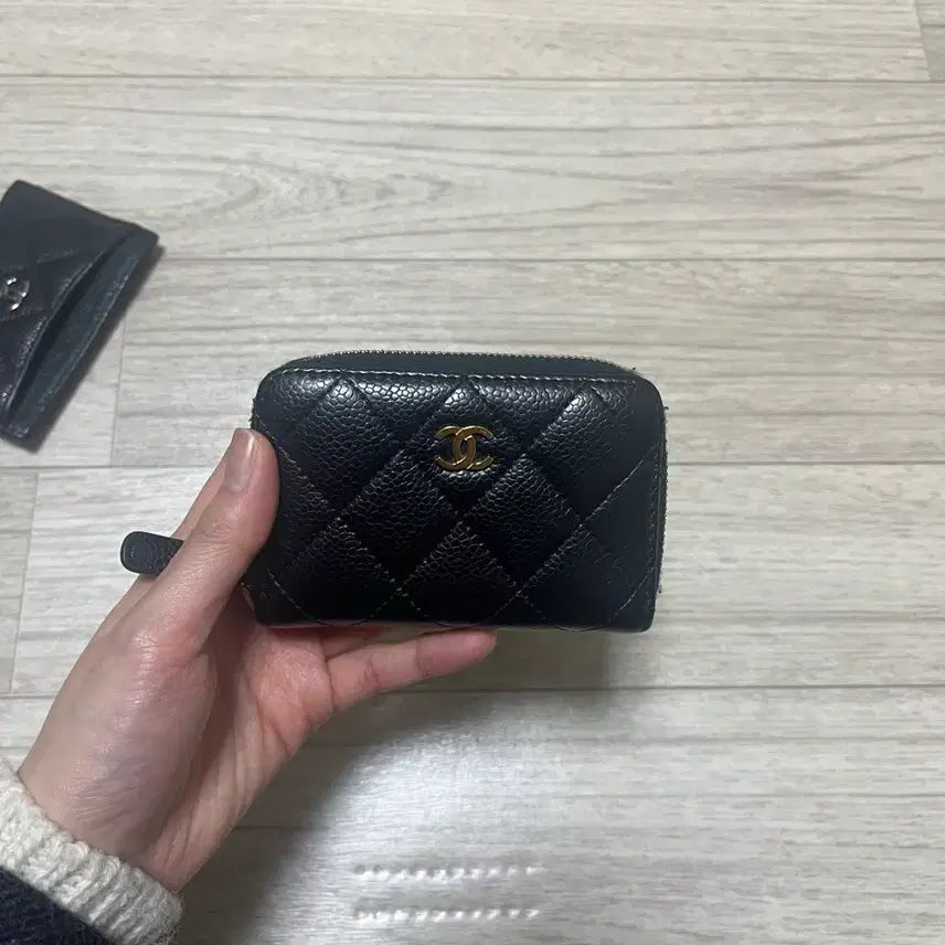 [BUNJANG] Chanel Lambskin Zip Wallet / 샤넬 반지갑