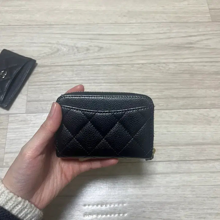 [BUNJANG] Chanel Lambskin Zip Wallet / 샤넬 반지갑