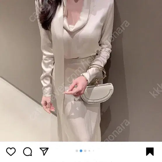 [BUNJANG] Lapla B Muse Satin Blouse / 라플라 비마뮤즈 블라우스