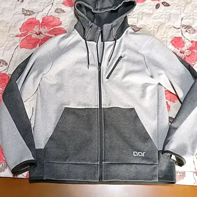 [BUNJANG] Descente Hoodie Jacket Size 100 / 데상트 춘추용후드집업 100 가슴55 기장70