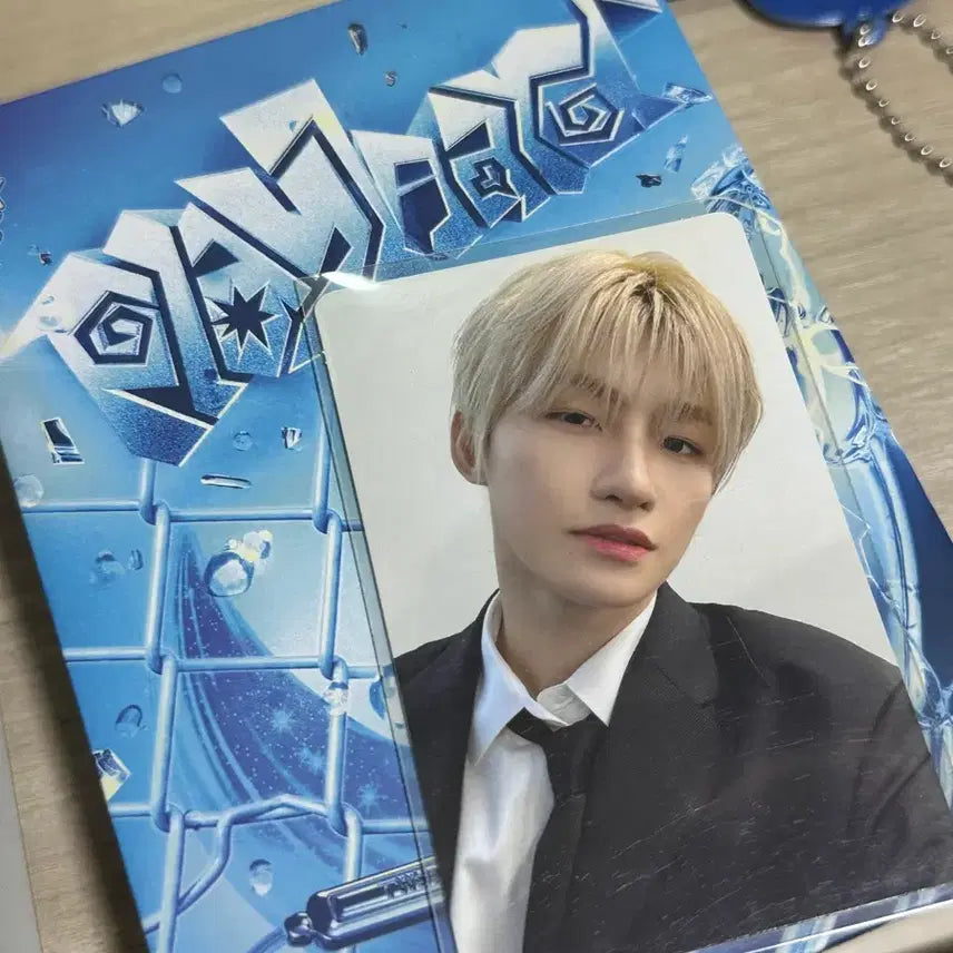 투어스 play hard 키트버전 kit + 지훈 포카