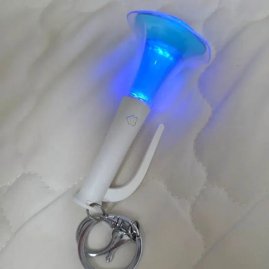 [BUNJANG] BTOB Light Stick Keyring / 비투비 멜봉 나팔봉 키링