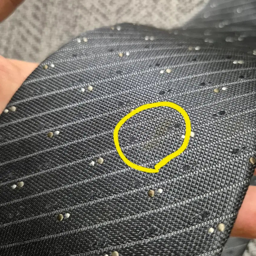 [BUNJANG] GUESS Silk Necktie / GUESS 명품 실크 넥타이