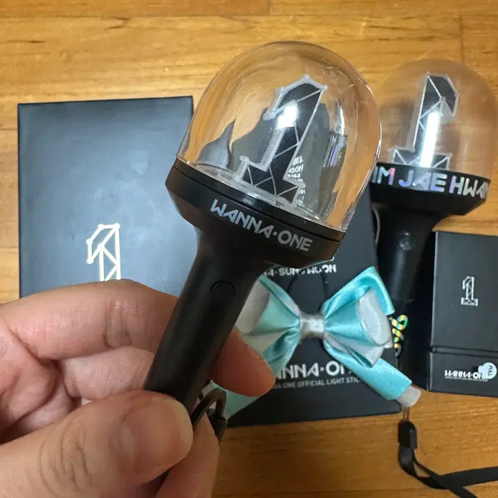 [BUNJANG] Wanna One Light Stick Bundle Set / 워너원 응원봉 너블봉+미니 너블봉