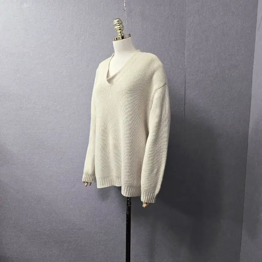 [BUNJANG] Loose Fit Raccoon Wool Blend Knit / 마인 루즈핏 라쿤 혼방 울 니트