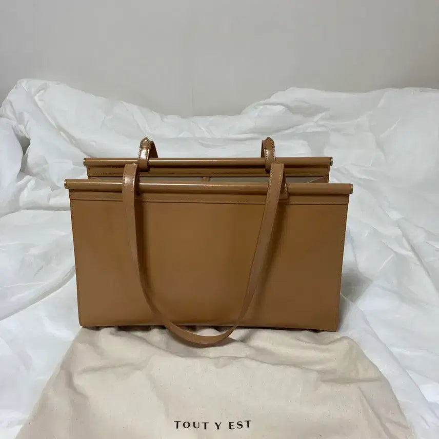 [BUNJANG] TUTIE Parallel Shoulder Bag Camel / 투티에 파라렐 숄더 백 가방 카멜