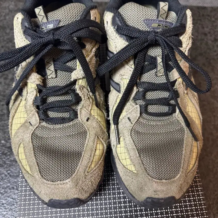 [BUNJANG] New Balance 610 K-Pop Merch Store / 뉴발란스 케일 610 (260사이즈)