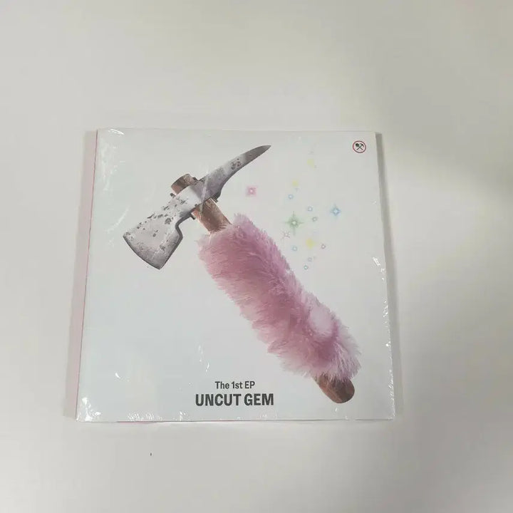 키키 UNCUT GEM 1st EP 앨범