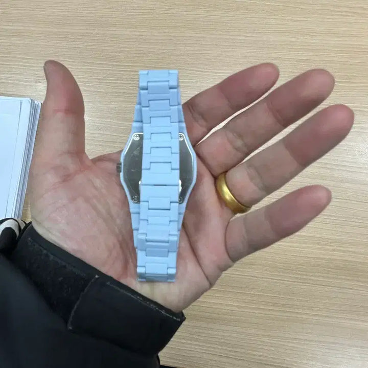 [BUNJANG] Pastel Blue Arabic Numerals Wristwatch / 파스텔 블루 아라비아 숫자 손목시계