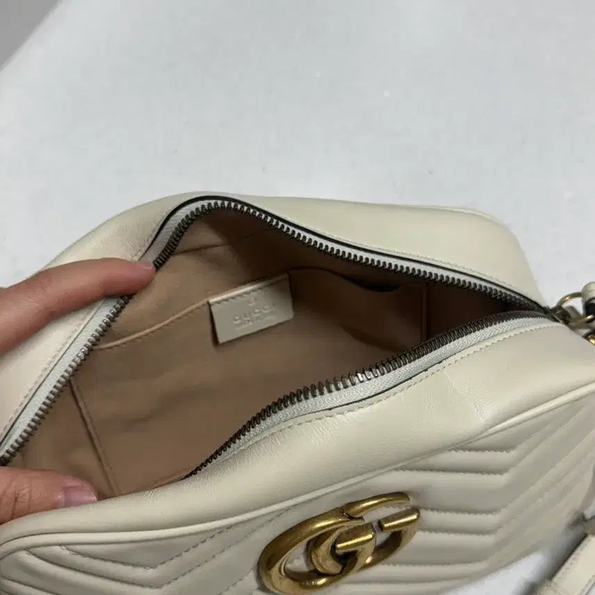 [BUNJANG] Gucci Matelassé GG Shoulder Bag Ivory / 구찌 마틀라세 GG 숄더백 아이보리