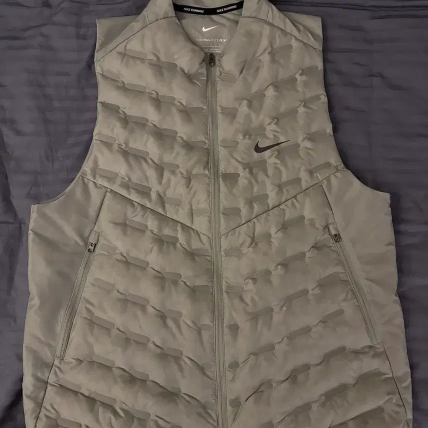 [BUNJANG] Nike Therma-FIT ADV Repel Down Running Vest L / 나이키 써마핏 ADV 레펠 다운 러닝 베스트 L