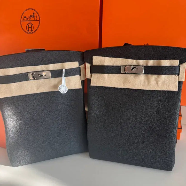 [BUNJANG] Hermes GM Black Crossbody Bag / [백화점풀셋]에르메스 핵아도GM 블랙은장/카반은장 크로스백 K각인