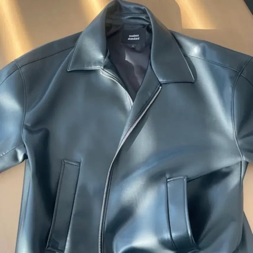 [BUNJANG] Musinsa Standard Synthetic Leather Extra Oversized Single Jacket (Size L) / 무신사스탠다드 신세틱 레더 엑스트라 오버사이즈 싱글재킷 L사이즈 판매