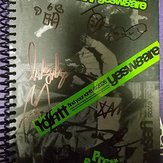 아이덴티티 idntt 비매 싸인앨범