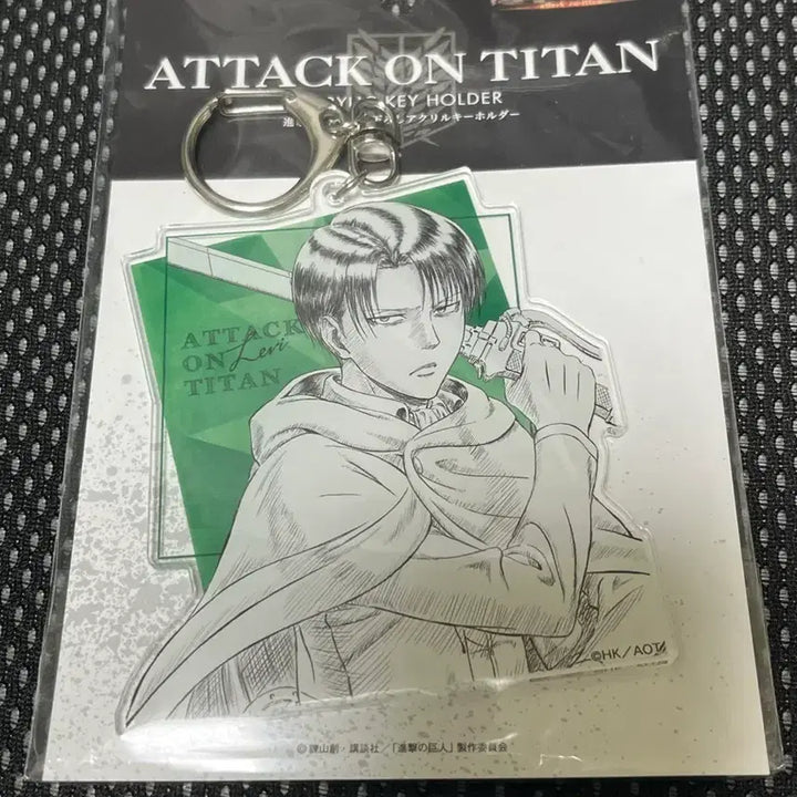 [BUNJANG] Attack on Titan Levi Wit Studio Acrylic Keyring / 진격의 거인 리바이 wit studio원화 아크릴 키링