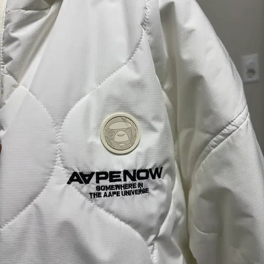 [BUNJANG] Aape White Padded Jacket XL / 에이프 Aape 화이트 패딩 XL
