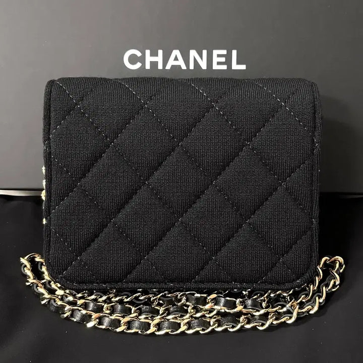 [BUNJANG] Chanel Fabric Mini Black Chain Crossbody Bag / [미사용/정품] 샤넬 패브릭 미니 블랙 체인 크로스백 가방