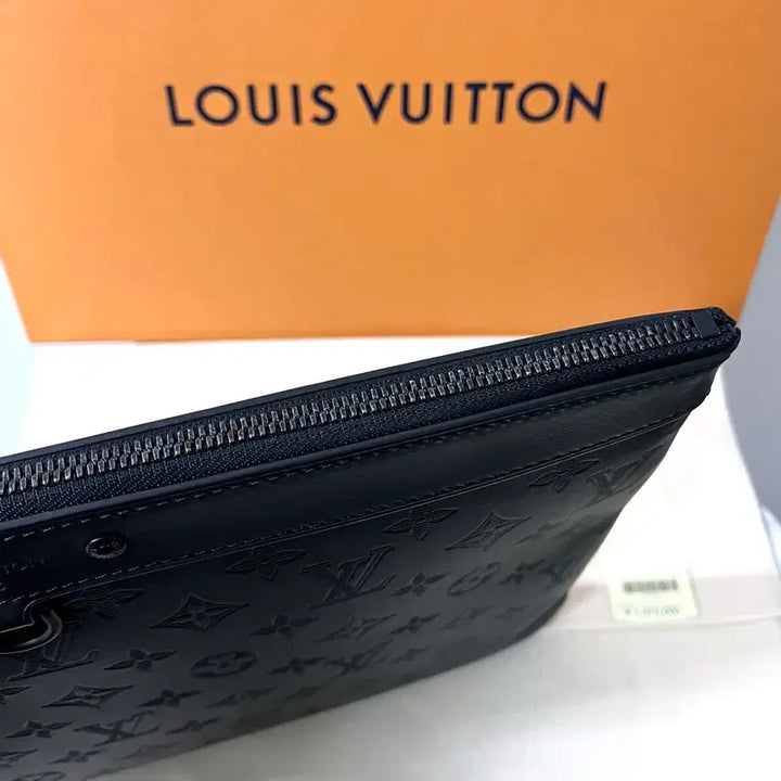 [BUNJANG] Louis Vuitton Discovery Shadow Pochette Clutch Bag / [S급/정품] 루이비통 디스커버리 쉐도우 포쉐트 블랙 GM 클러치 백