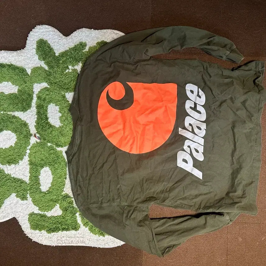 [BUNJANG] Palace Carhartt Long Sleeve / 팔라스 칼하트 롱슬리브 카키