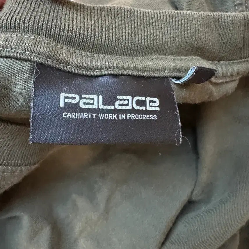 [BUNJANG] Palace Carhartt Long Sleeve / 팔라스 칼하트 롱슬리브 카키