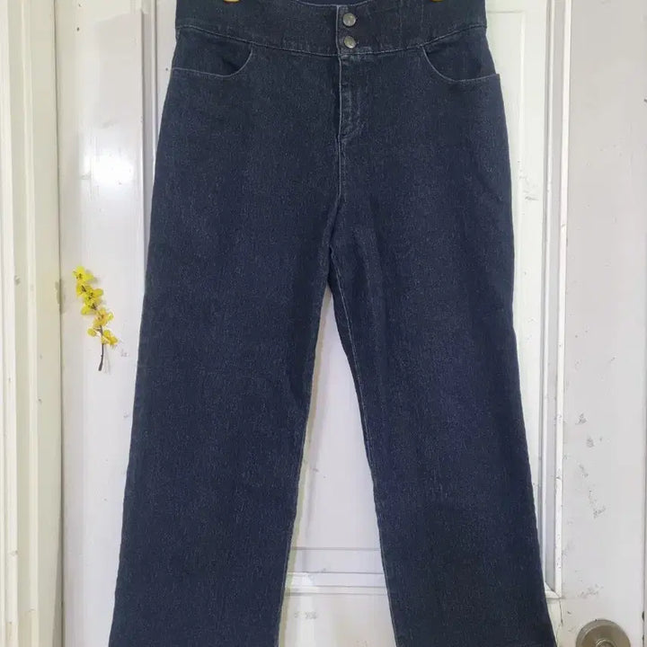 [BUNJANG] Banding Spandex Trousers / 사계절  밴딩 스판. 청 통바지.  깨끗해요. 허리32까지