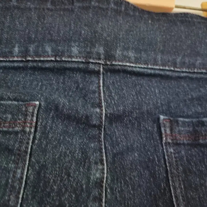 [BUNJANG] Banding Spandex Trousers / 사계절  밴딩 스판. 청 통바지.  깨끗해요. 허리32까지