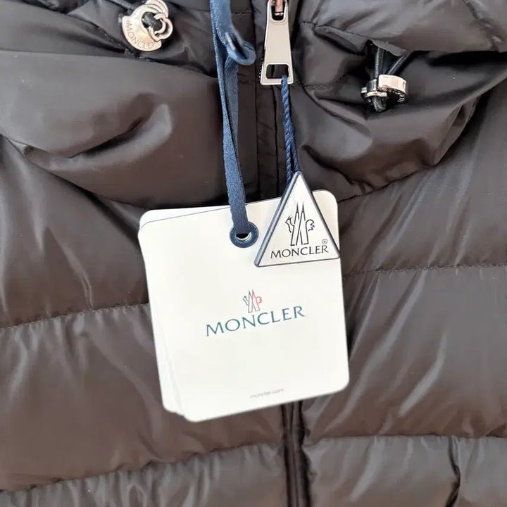 [BUNJANG] Moncler Avocet Padded Jacket / 몽클레르 아보체 패딩 블랙 25FW