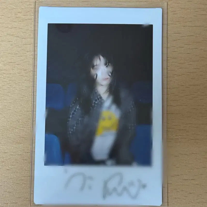 qwer 쵸단 사인폴라로이드 싸폴 폴라