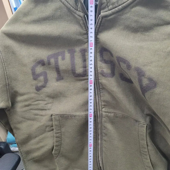 [BUNJANG] Stussy Faded Graphic Hoodie Olive / 스투시 페이디드 그래픽 집 후드 올리브
