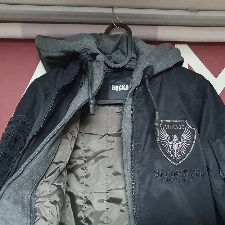 [BUNJANG] Buckaroo Layered Hooded Jacket S Black / 버커루 점퍼 레이어드 후드 와펜 S 90 블랙