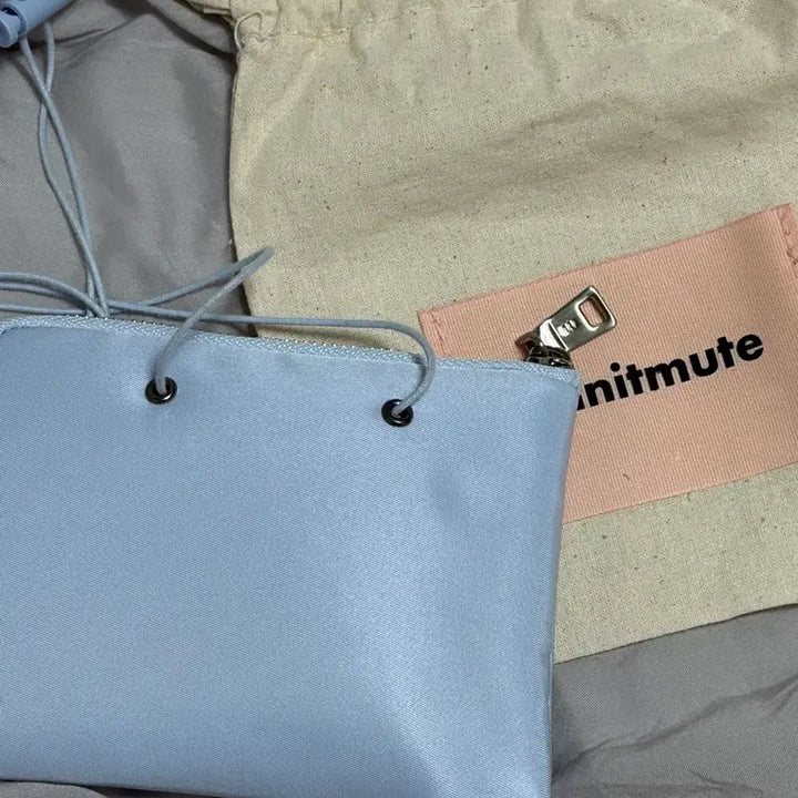 [SOLD OUT] 미닛뮤트 클로 마이크로 블루벨