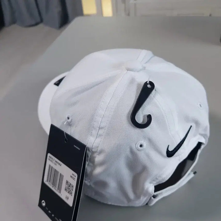 [BUNJANG] Nike Hat (Black, White) / 나이키 모자 새상품 (블랙,화이트)2가지 색상