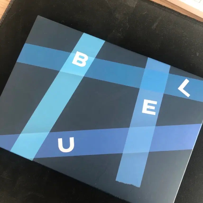 루시 블루 개봉앨범