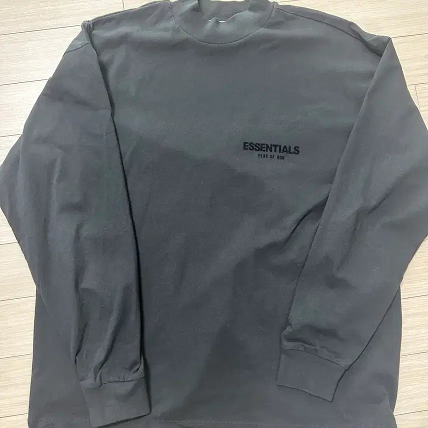 [BUNJANG] Pgod Essential Back Logo Long Sleeve Black M Size / 피오갓 에센셜 백로고 롱슬리브 블랙 M사이즈