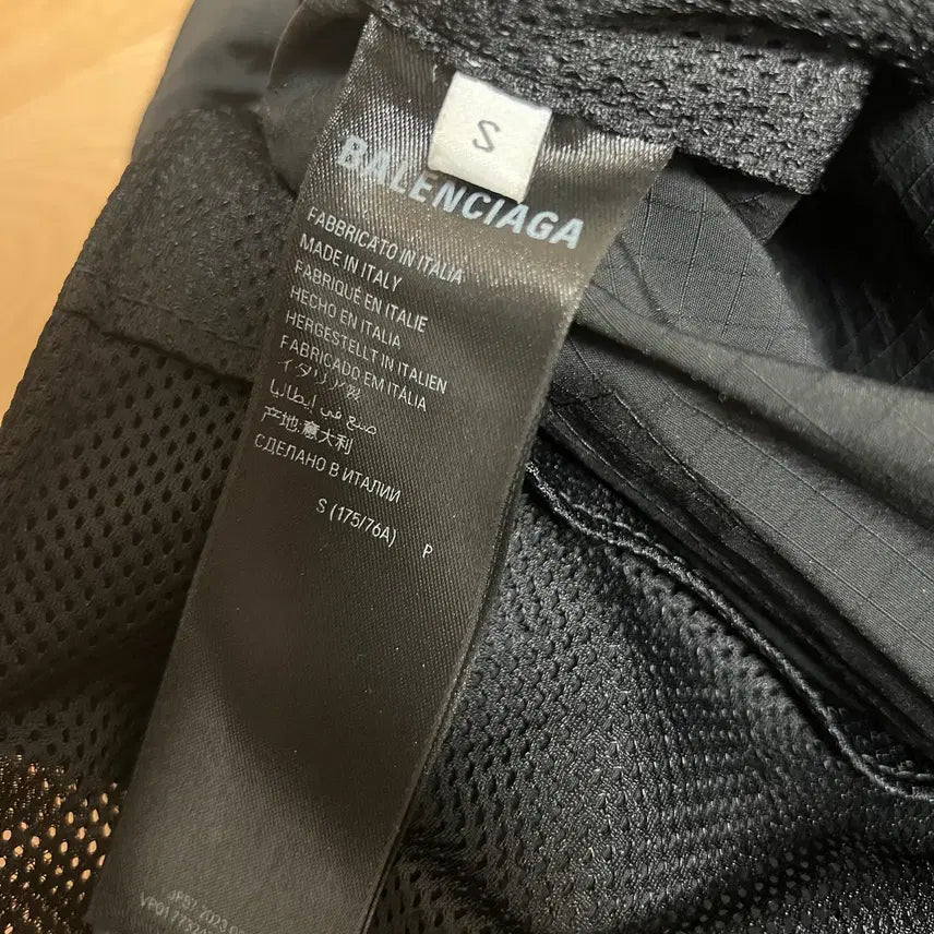 [BUNJANG] Balenciaga 24SS Unity Cargo Pants Black / [s] 발렌시아가 24ss 유니티 카고 팬츠 블랙