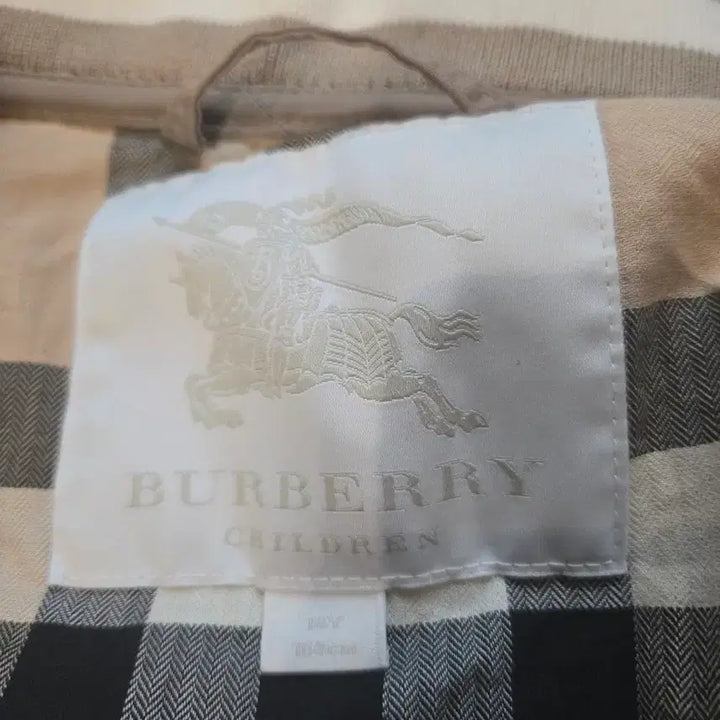 [BUNJANG] Burberry Beige Bomber Jacket / 버버리 베이지색 봄버 자켓