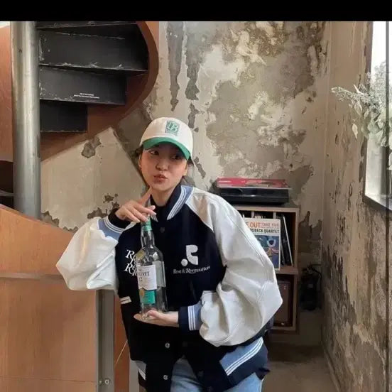 [BUNJANG] Rest & Recreation Varsity Jacket (Navy) / 레스트앤레크레이션 바시티 (네이비)