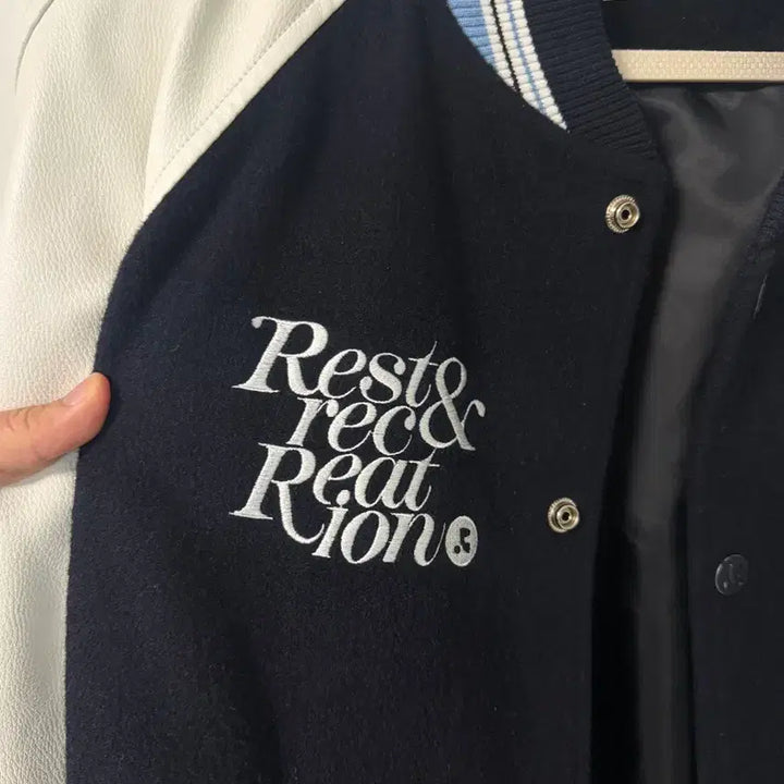 [BUNJANG] Rest & Recreation Varsity Jacket (Navy) / 레스트앤레크레이션 바시티 (네이비)