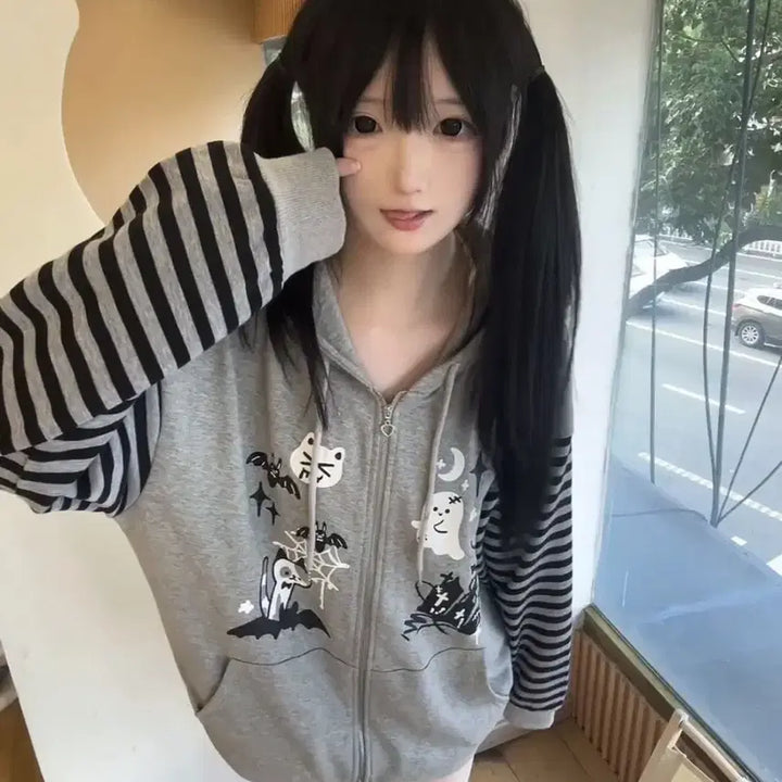 [BUNJANG] Ghost Cat Print Striped Sleeve Hoodie / 지뢰계 고스트 고양이 프린트 스트라이프 슬리브 후드집업