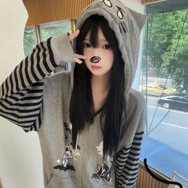 [BUNJANG] Ghost Cat Print Striped Sleeve Hoodie / 지뢰계 고스트 고양이 프린트 스트라이프 슬리브 후드집업