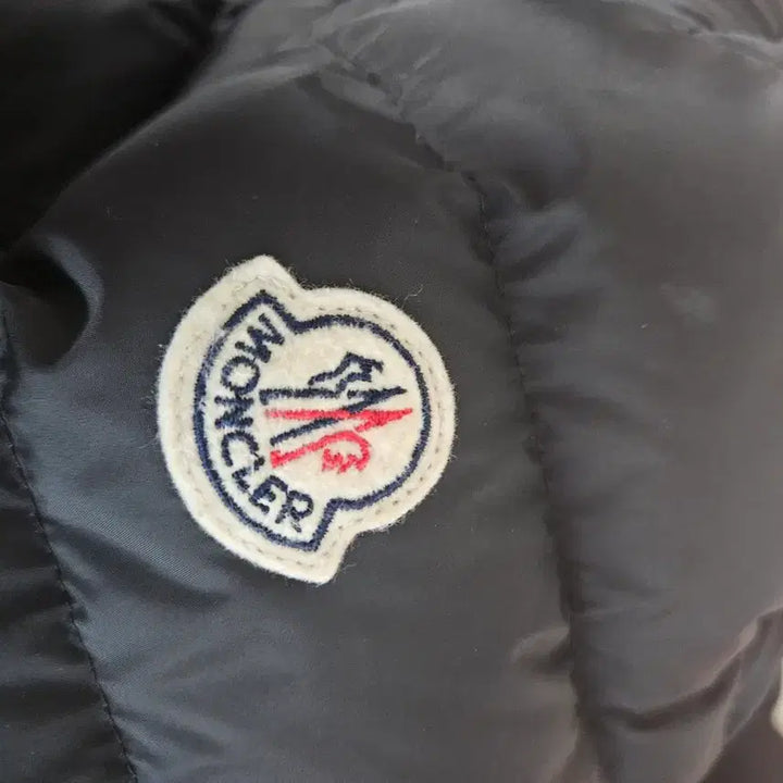 [BUNJANG] Moncler Amio 3 Black / 몽클레어 아미오 3 블랙