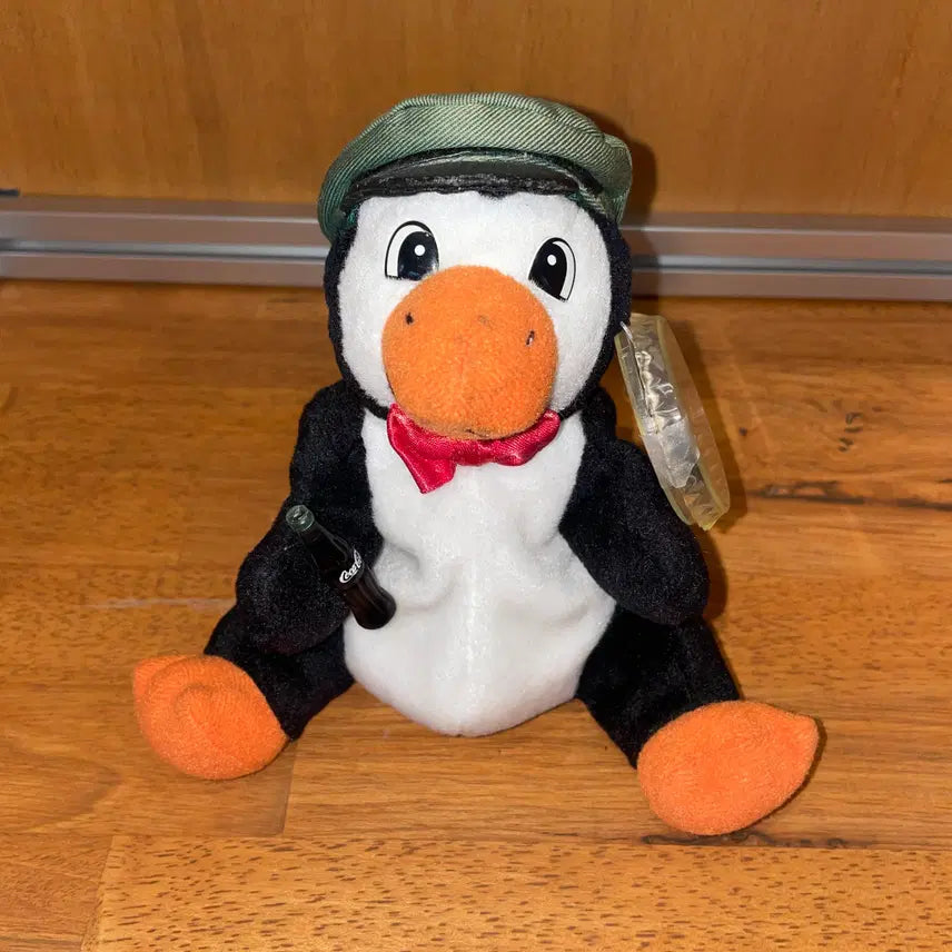 [BUNJANG] Coca-Cola Penguin Plush - Vintage Cap / [Coca-Cola] Penguin Plush - Vintage Cap