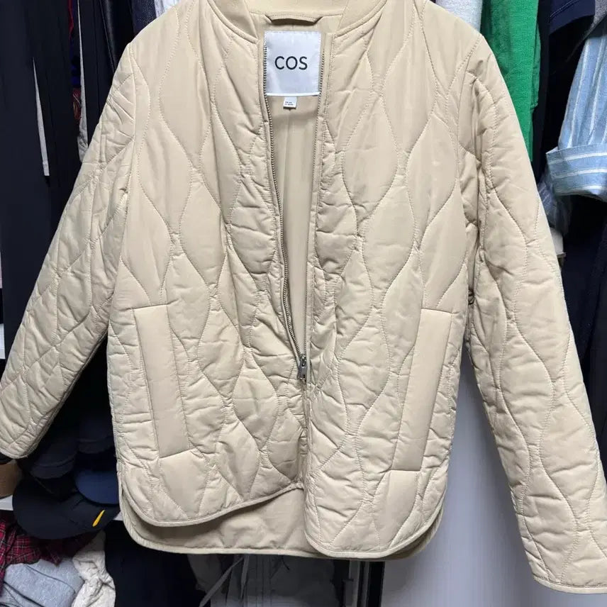 [BUNJANG] COS Quilted Padded Jacket / COS 퀼팅 패딩 재킷