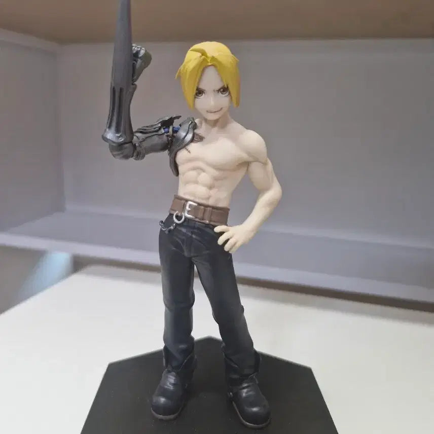 강철의 연금술사 팝업 퍼레이드 에드워드 엘릭 피규어