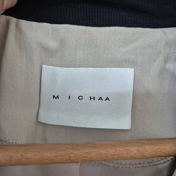 [BUNJANG] Mise-en-scene Trench Coat / 미샤 바바리 코트