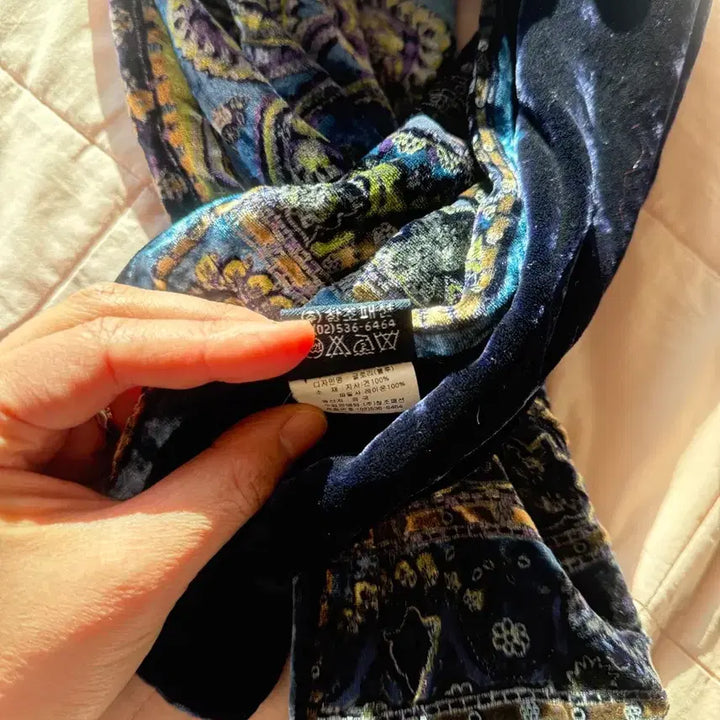 [BUNJANG] Velvet Reversible Scarf / 벨벳 페이즐 머플러/리버시블 양면 목도리 (컨디션 매우 좋음)